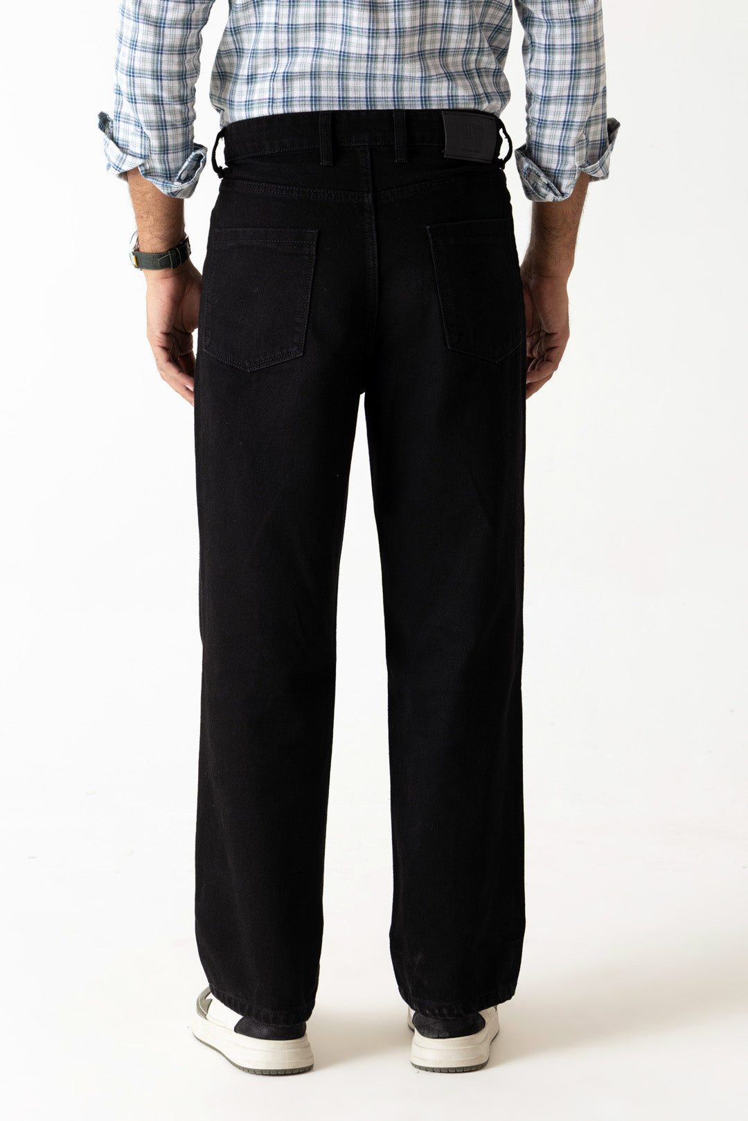 Relaxed Straight Black Colour Regular Five Pocket Jeans