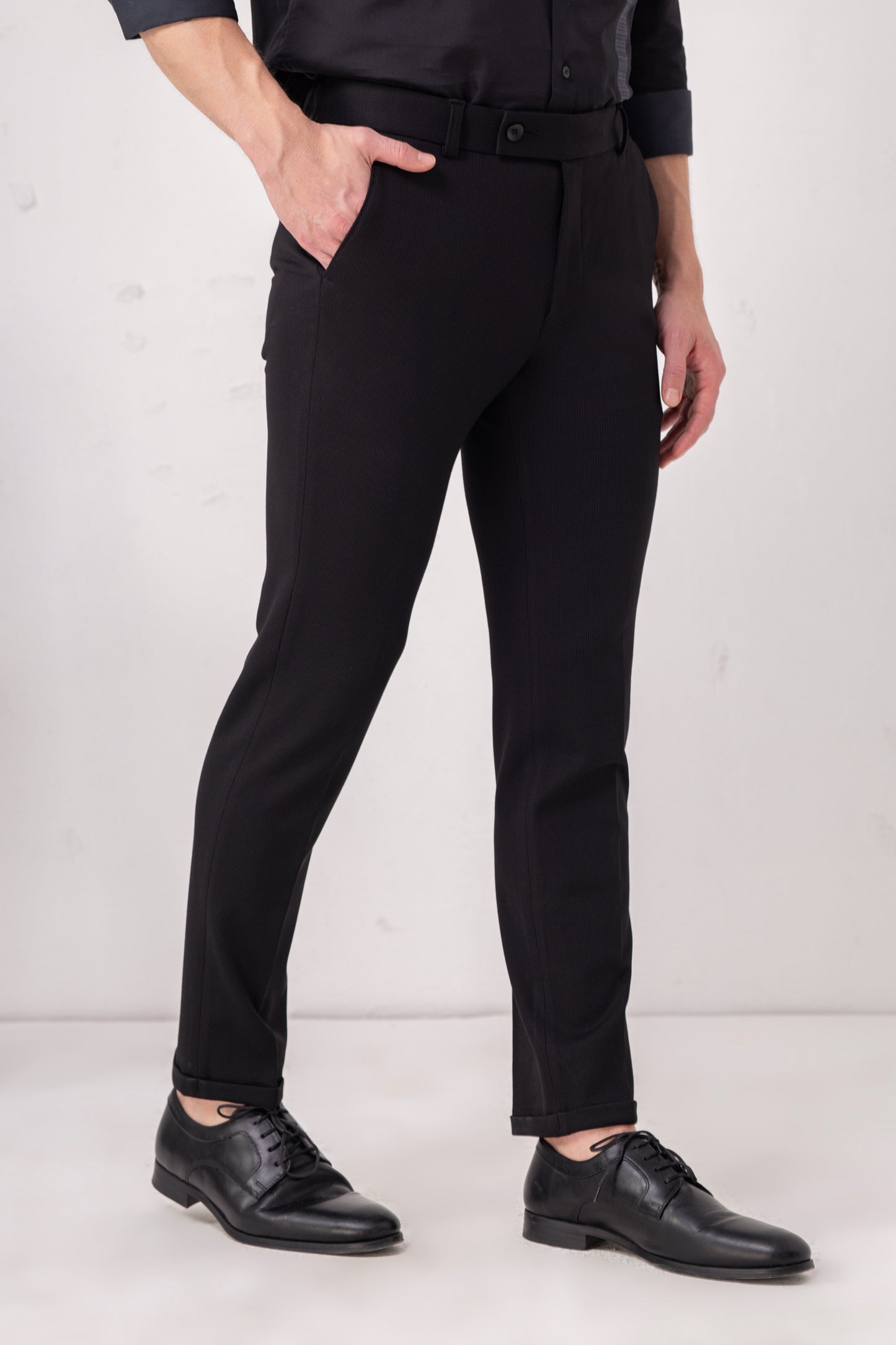 Urban Thing Slim Textured Black Trouser – Formal to Party-Ready