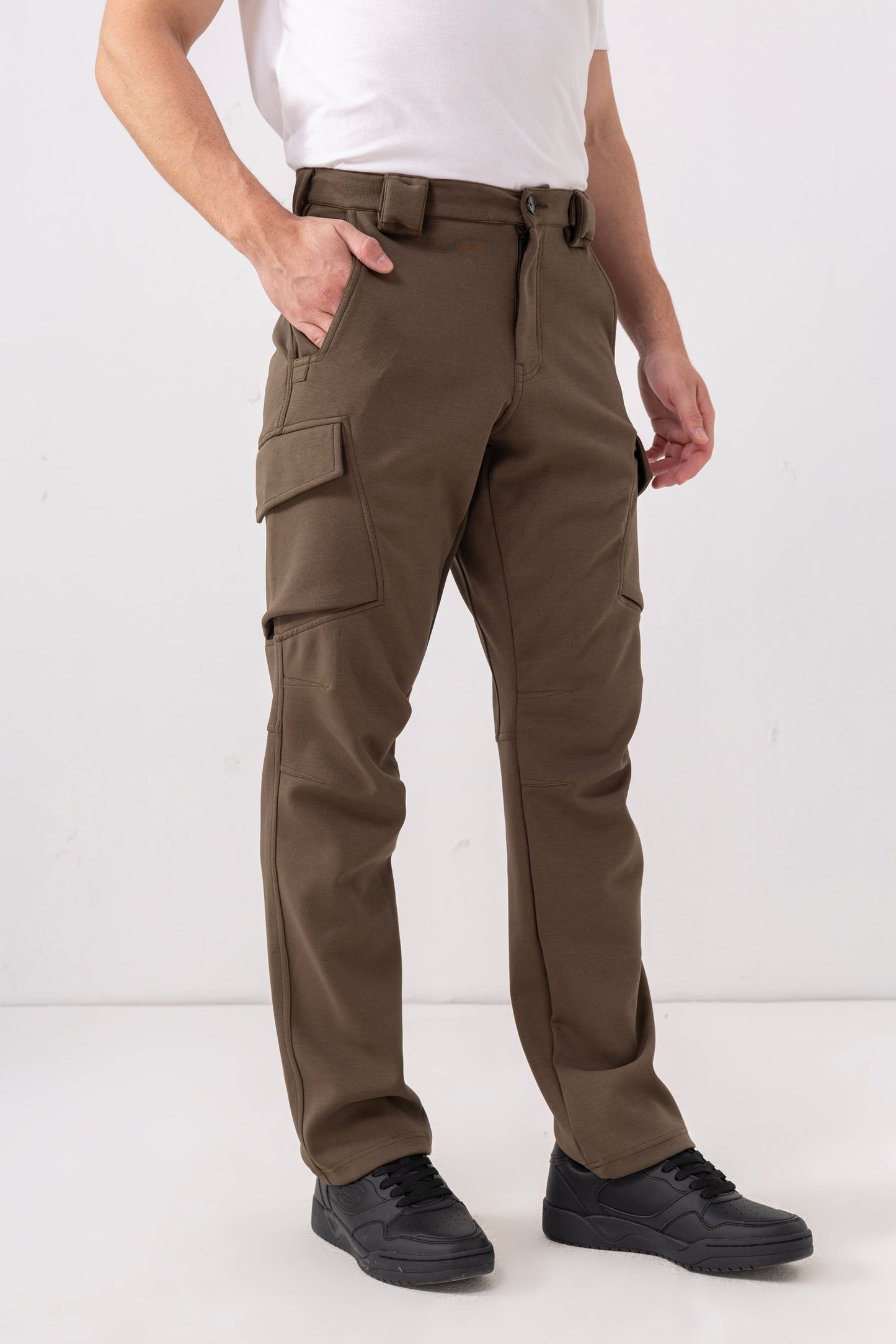 Tactical Excellence – Stretch Khaki Cargo Pants for Men
