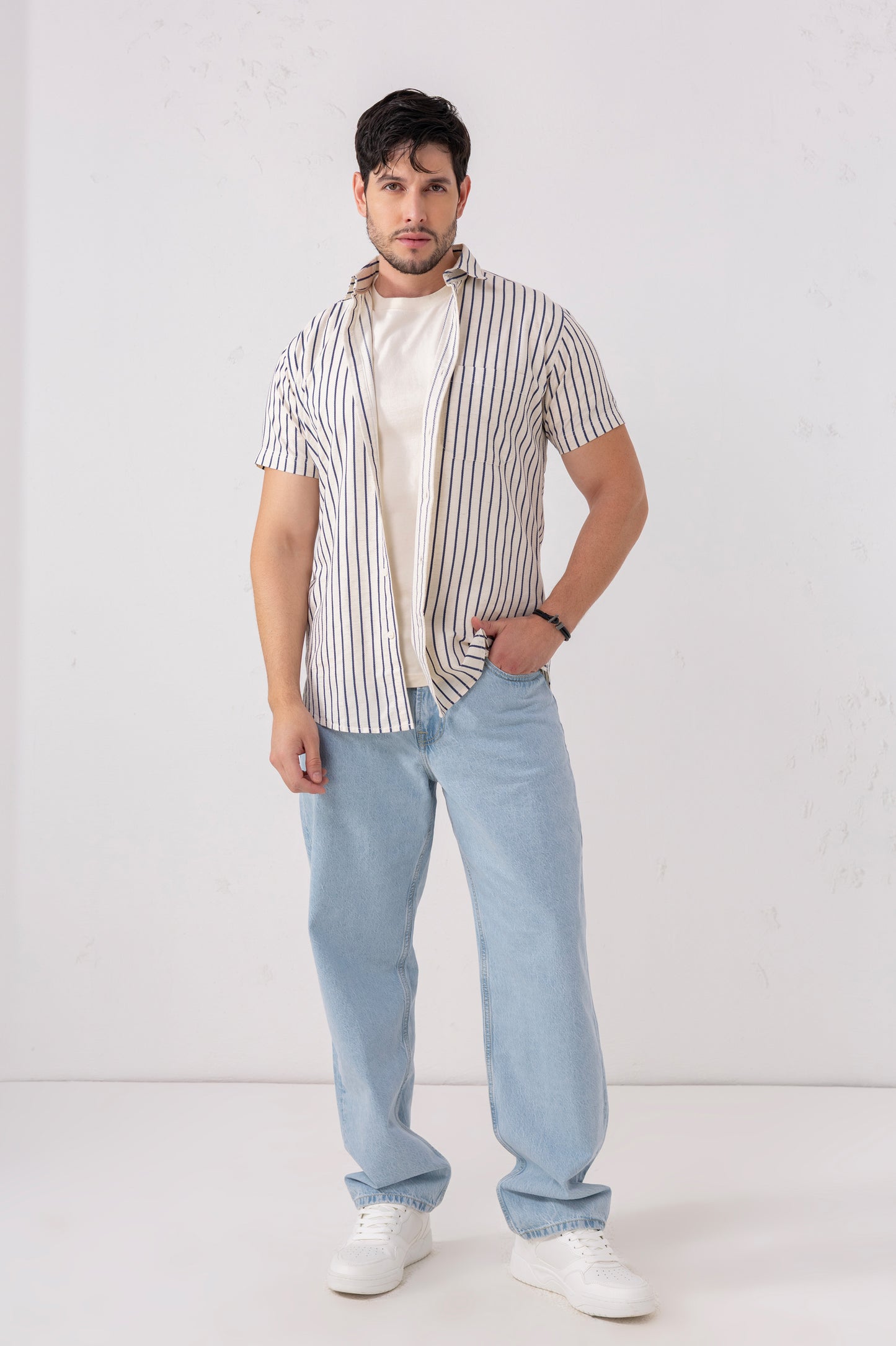 Men’s 100% Cotton Vertical Stripe Shirt – Ivory & Navy