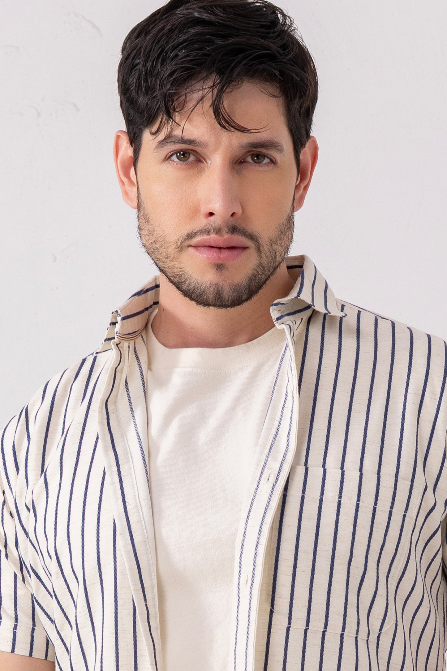 Men’s 100% Cotton Vertical Stripe Shirt – Ivory & Navy