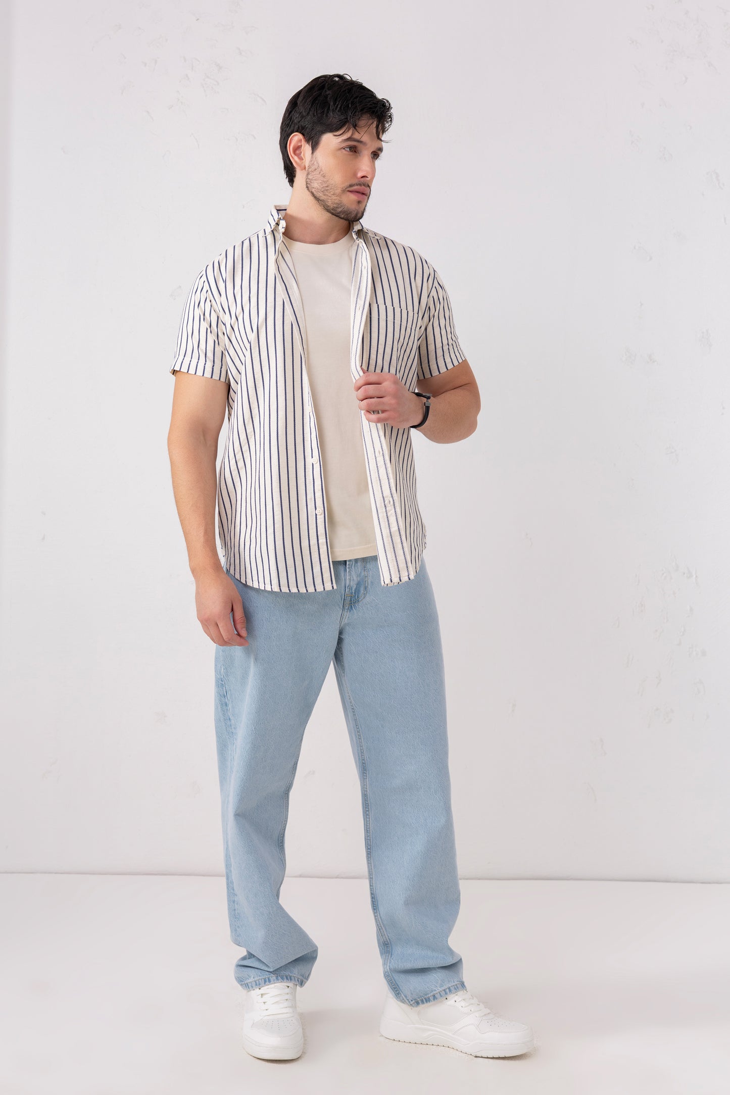 Men’s 100% Cotton Vertical Stripe Shirt – Ivory & Navy