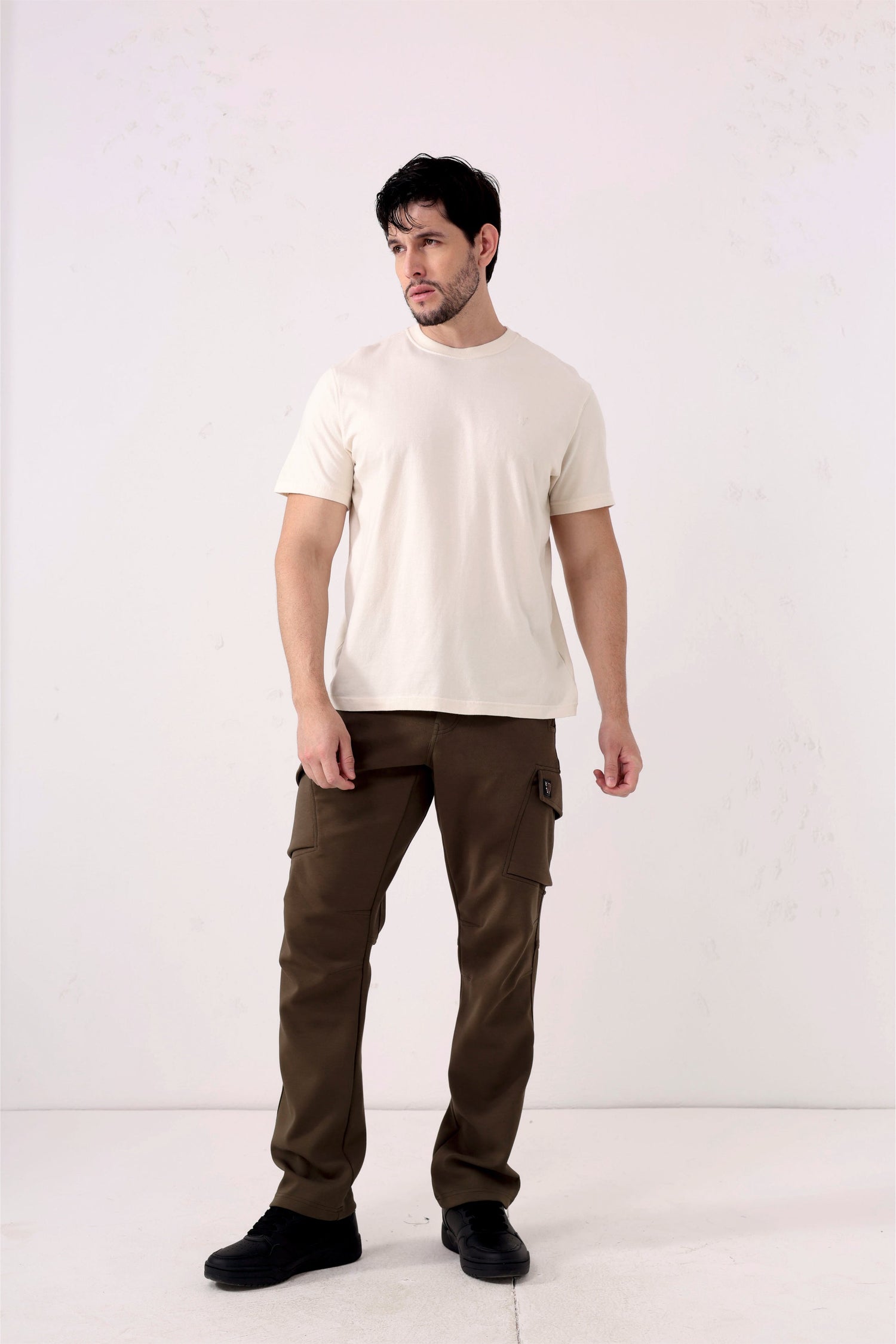CARGOS