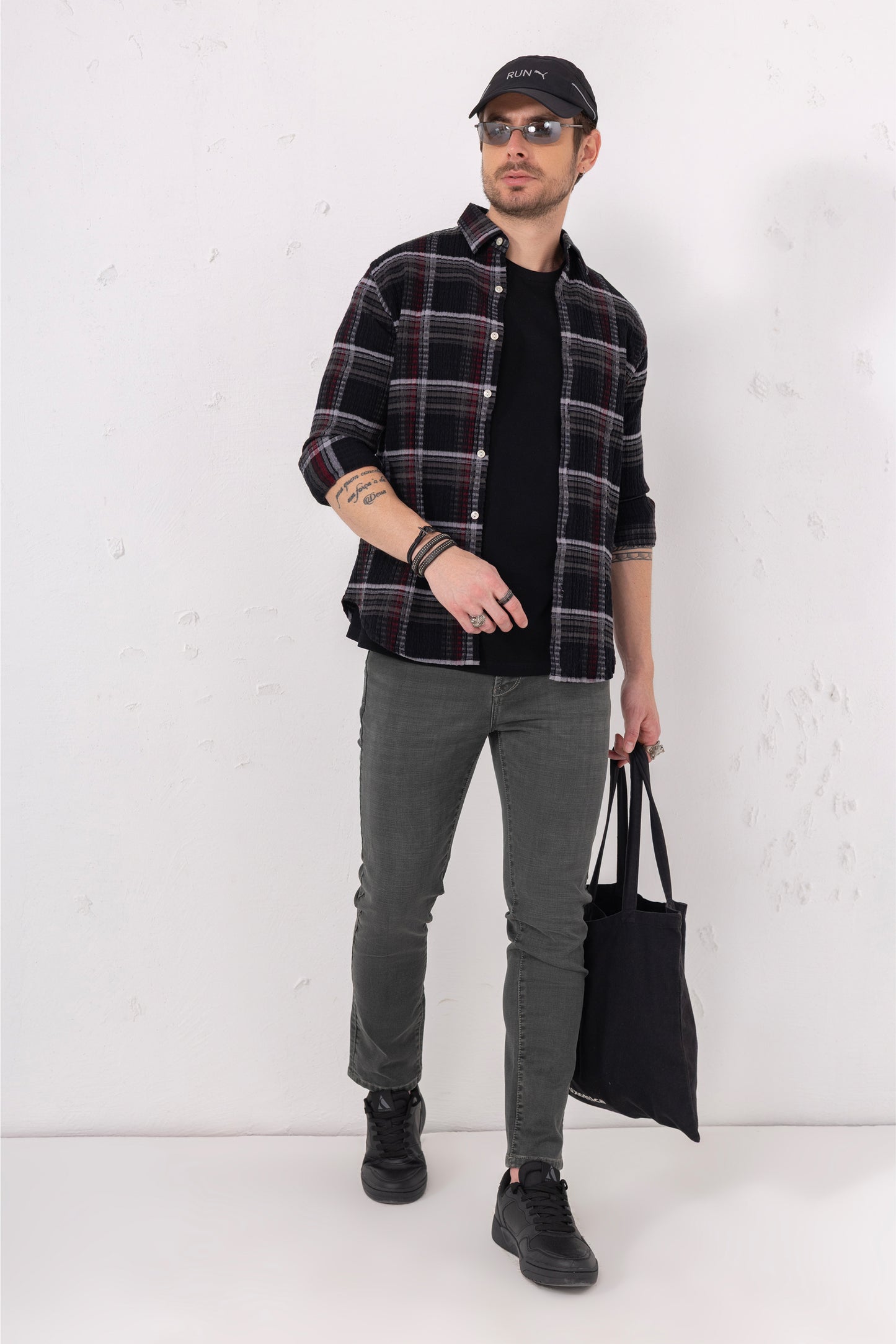 Black & Red Checked Casual Shirt – Cotton Blend Comfort