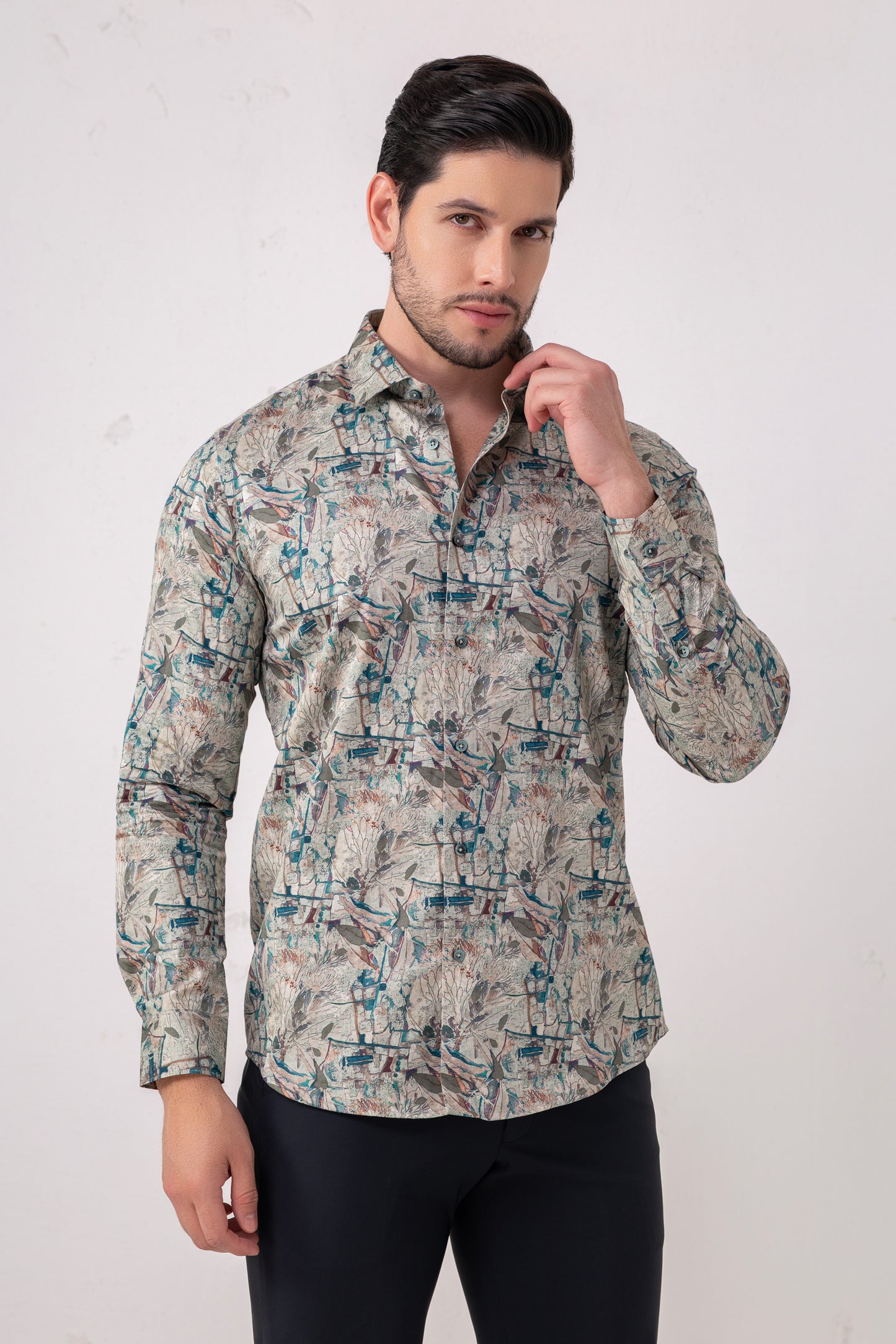 Botanical Elegance 100% Cotton Shirt. Vyne by Urban Thing.