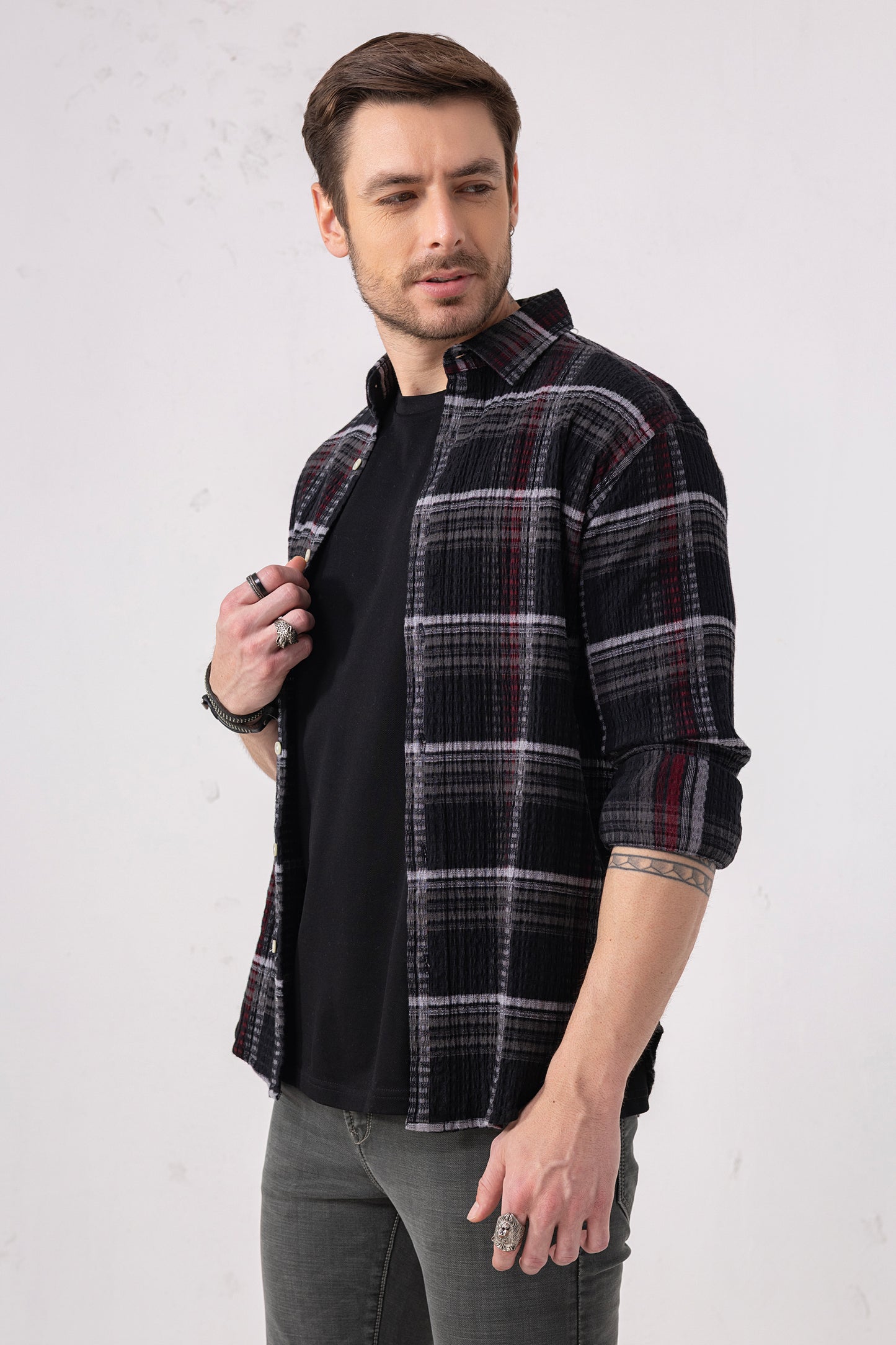 Black & Red Checked Casual Shirt – Cotton Blend Comfort